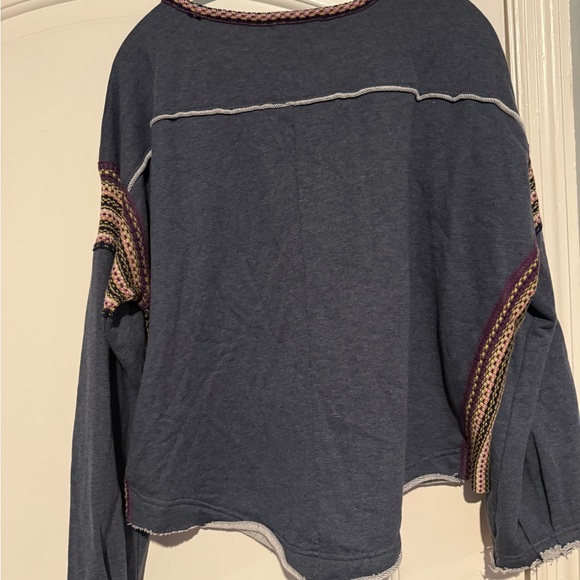 Gray Knit Trim Sweater - Picture 6 of 6